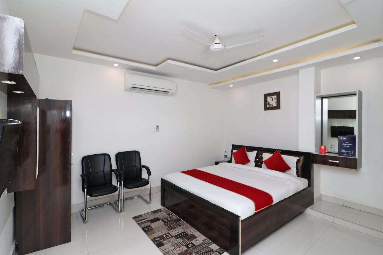 Oyo 8837 Hotel Surya Galaxy Kanpur Luaran gambar
