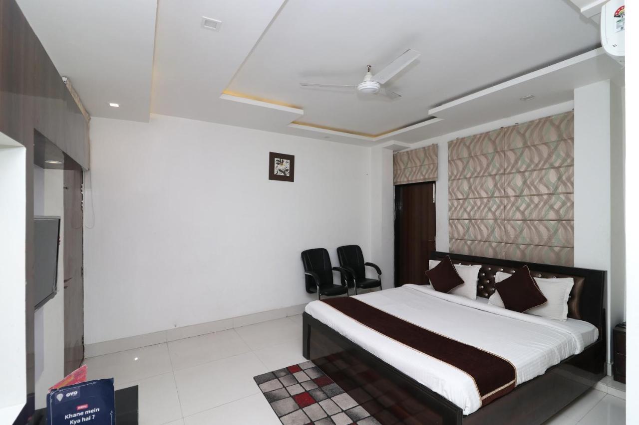 Oyo 8837 Hotel Surya Galaxy Kanpur Luaran gambar