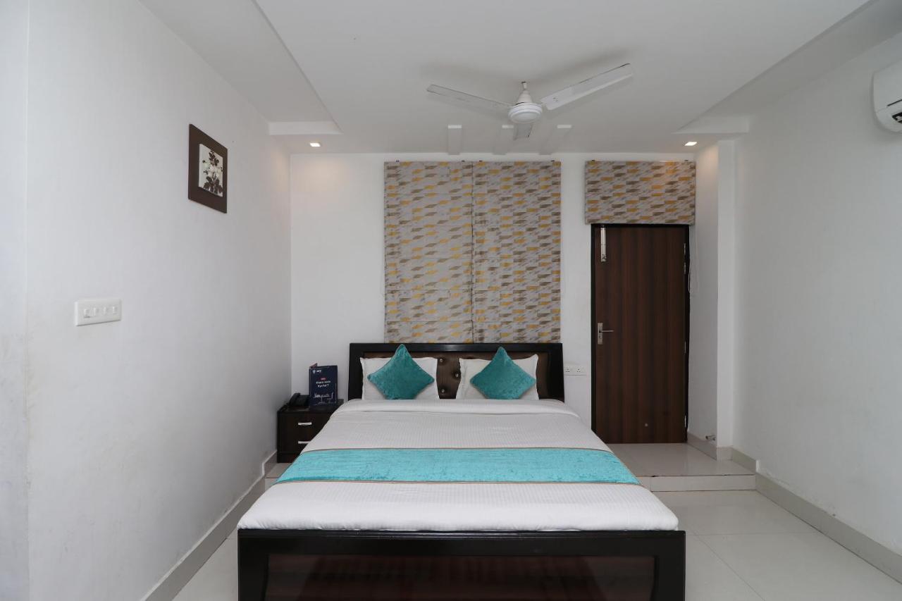 Oyo 8837 Hotel Surya Galaxy Kanpur Luaran gambar